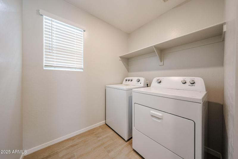 18_New-2-story-home_for-sale_Surprise-AZ