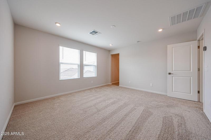 21_New-2-story-home_for-sale_Surprise-AZ