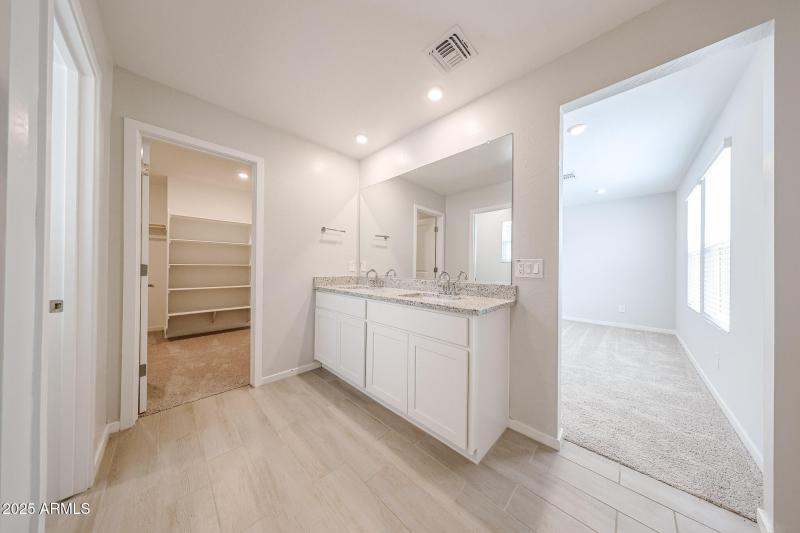 24_New-2-story-home_for-sale_Surprise-AZ