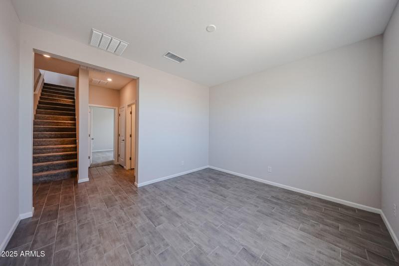 06_Surprise-Arizona_2-story_home-for-sal