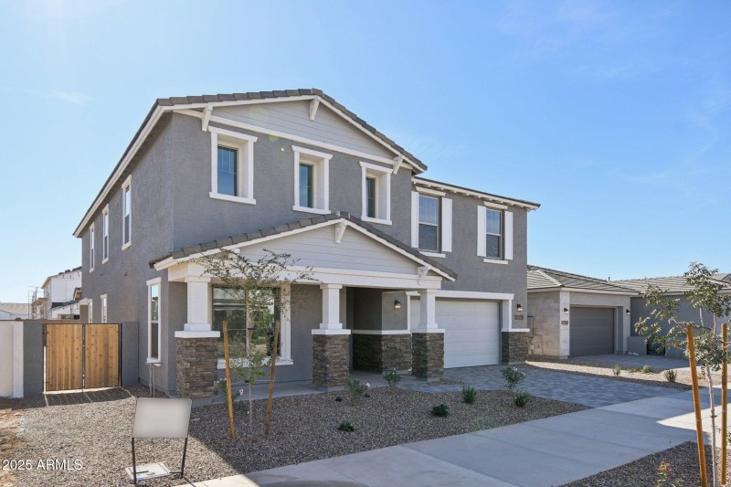 2-web-or-mls-E Saddle Way-S0111-002