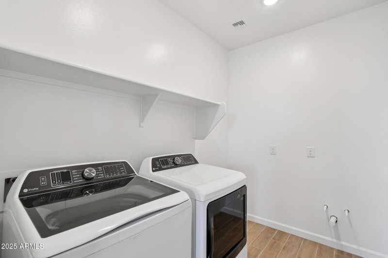 17-web-or-mls-E Saddle Way-S0111-015