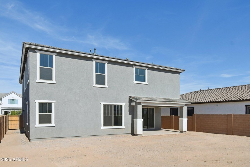 54-web-or-mls-E Saddle Way-S0111-048