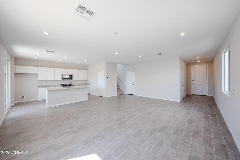 04_Home-for-Sale-Apache-Junction_Radiant