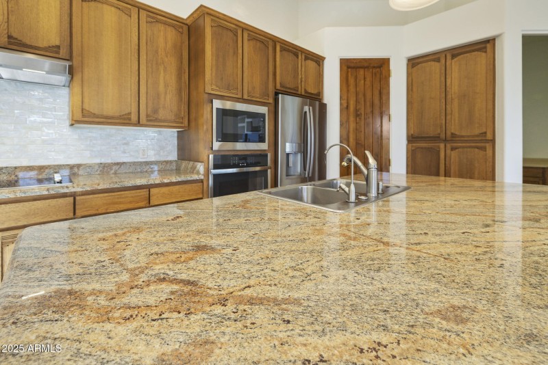 GRANITE COUNTERTOPS