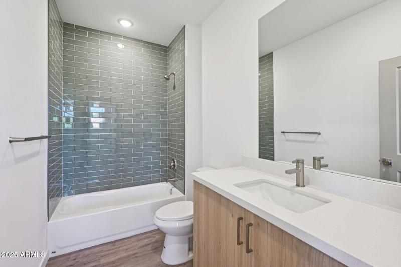 73-web-or-mls-unit 6-017