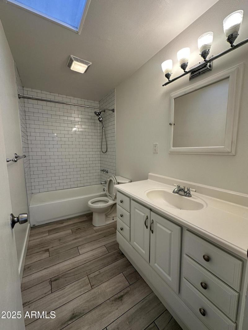 20251104_162148926_iOS