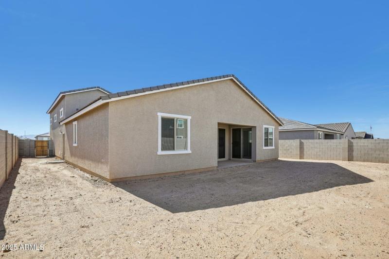 36-web-or-mls-W Hopi Trail-S0111-036