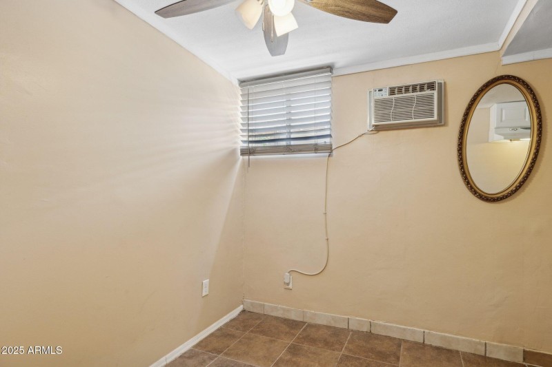 37-web-or-mls-2636-n-dayton-st