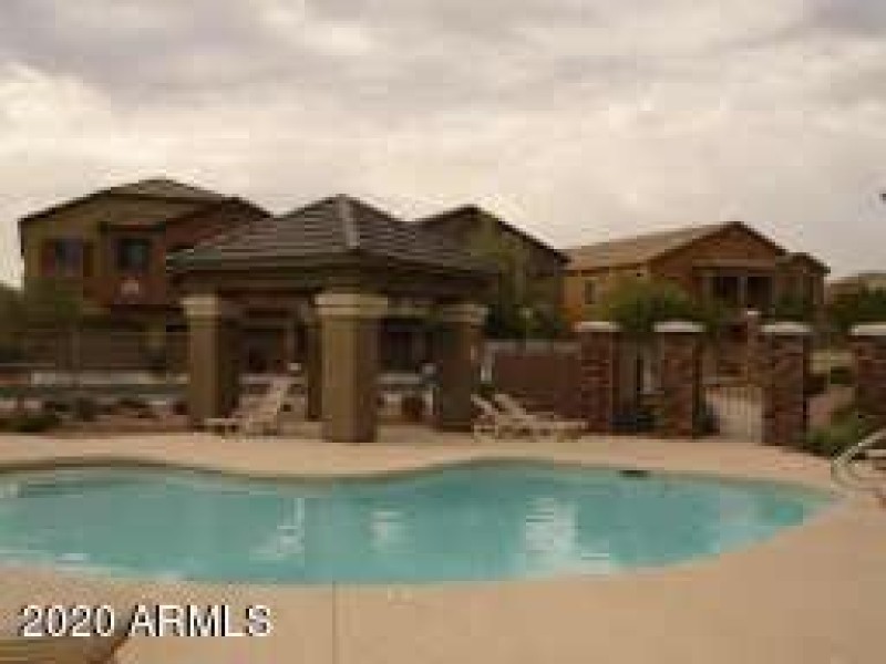 8c481de97ec742b18445b39973853e64_300x400