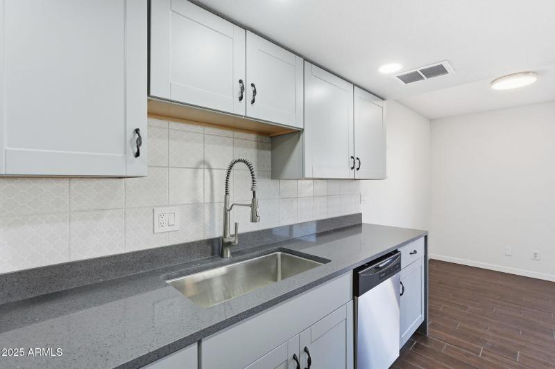 14-web-or-mls-014_ListerPros