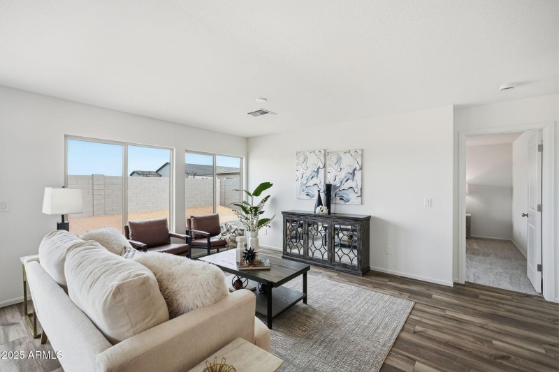 8-web-or-mls-009_ListerPros