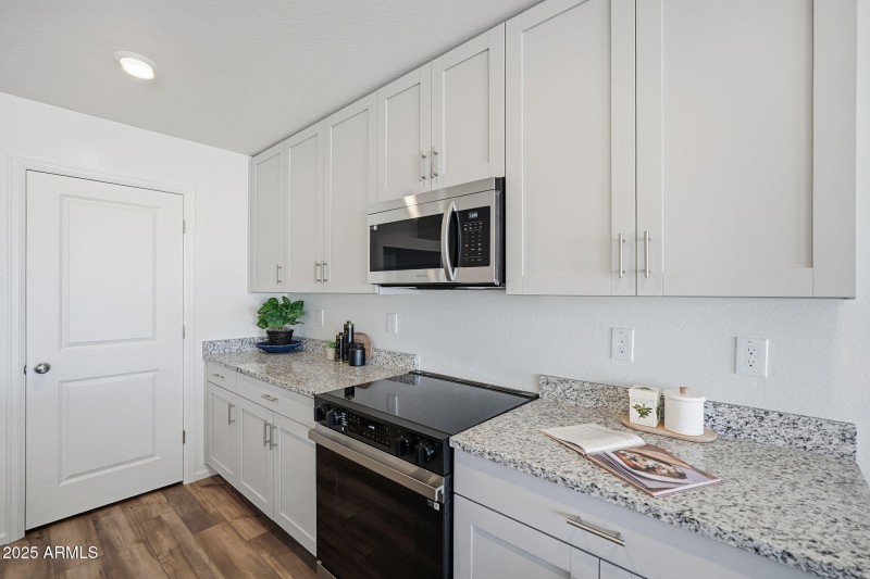 12-web-or-mls-013_ListerPros