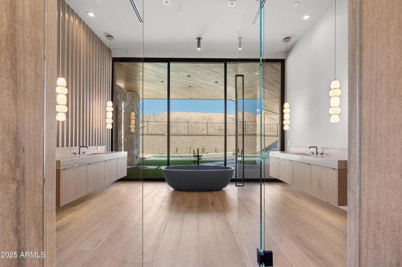 031_Primary Bathroom