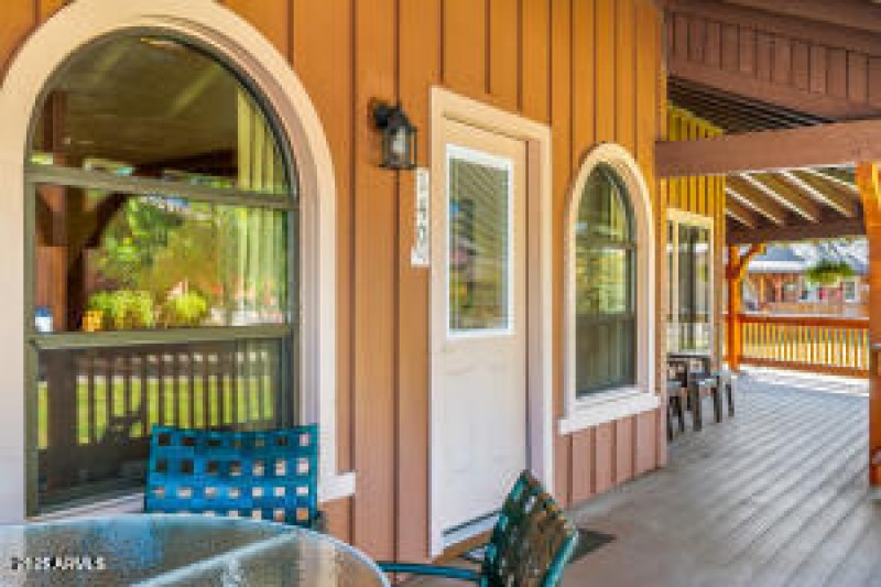 20251026184502256285000000