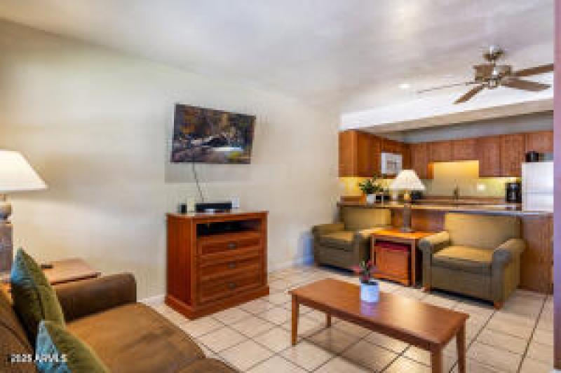 20251026184505836452000000