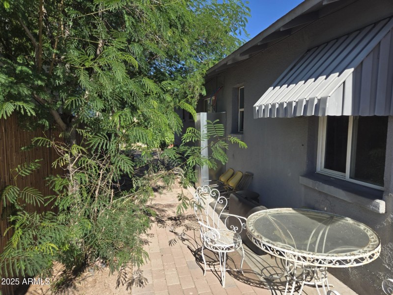 20251104_121739_resized