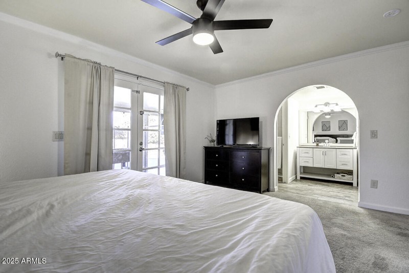 4524 E Kelton Lane Copy (14)