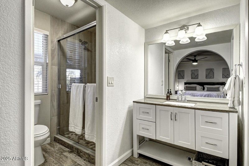 4524 E Kelton Lane Copy (15)