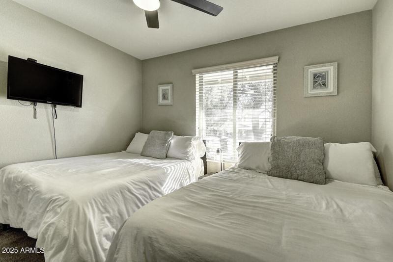 4524 E Kelton Lane Copy (19)