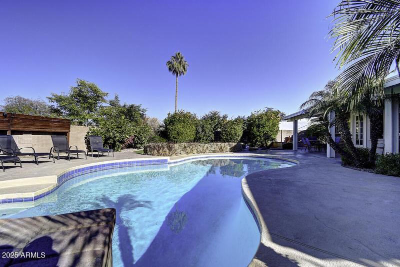 4524 E Kelton Lane Copy (34)