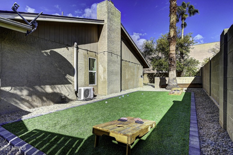 6250 E Janice Way (17)