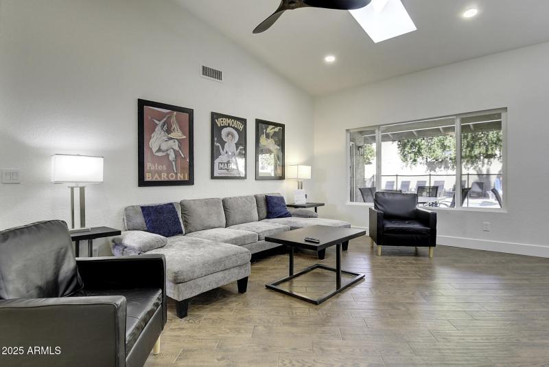 6250 E Janice Way (22)