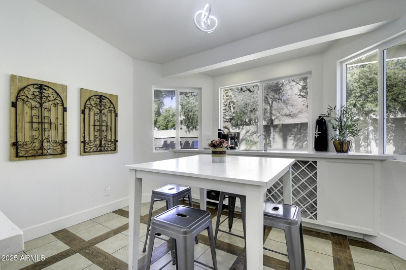 6250 E Janice Way (33)