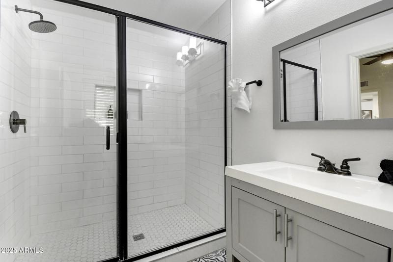 6250 E Janice Way (45)