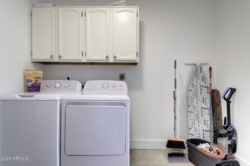 6250 E Janice Way (58)