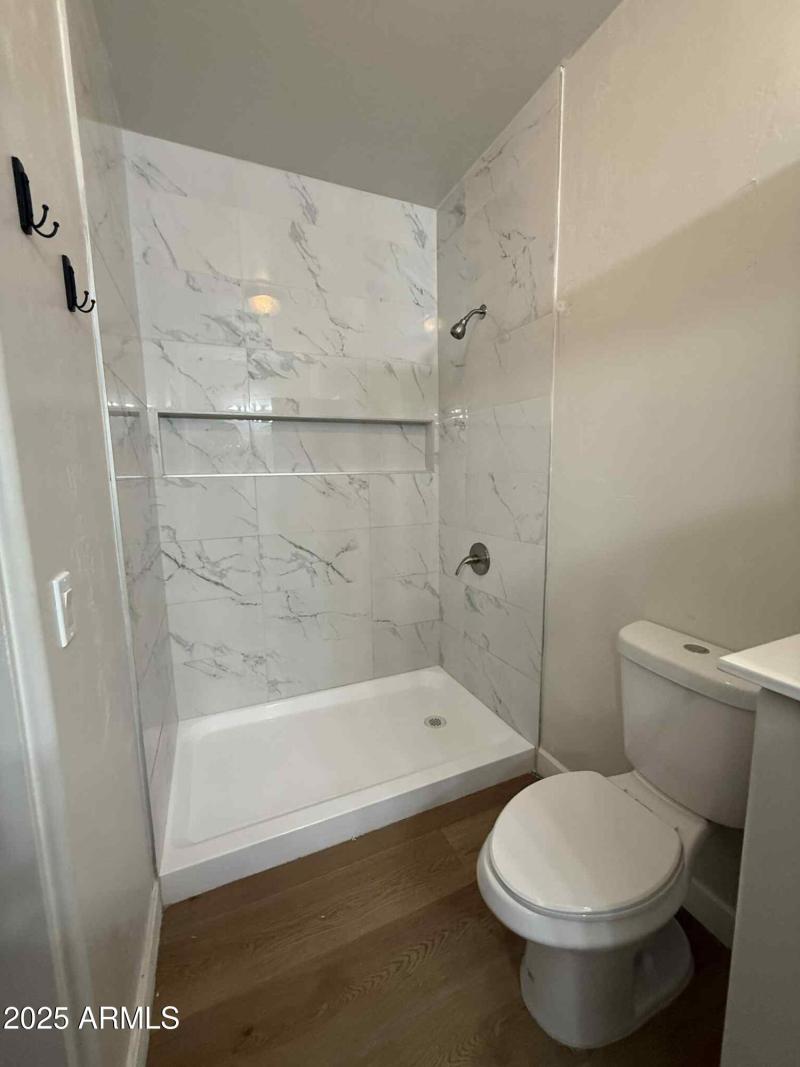 branham primary bath 3