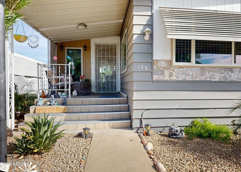 11411-N-91st-Ave-11032025_221110