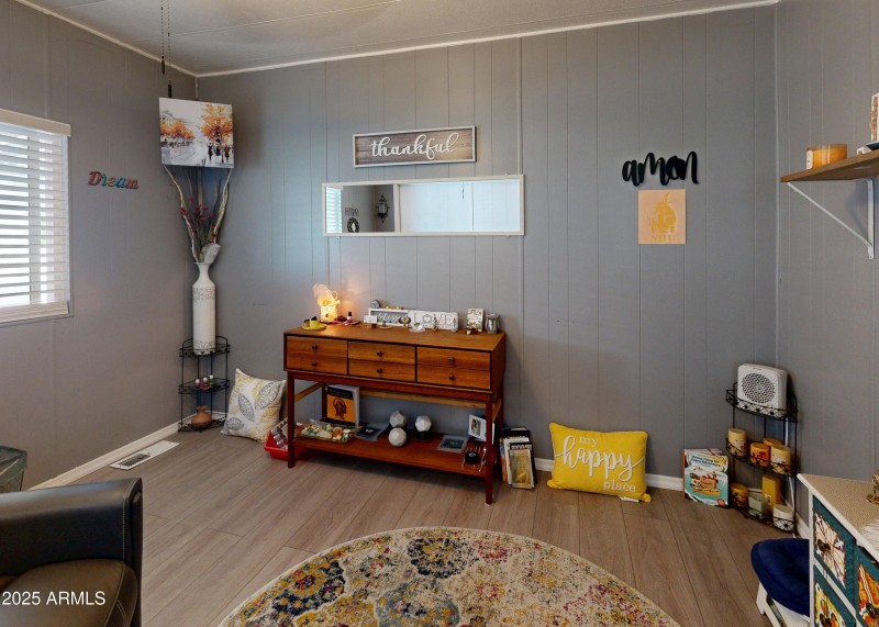 11411-N-91st-Ave-215233