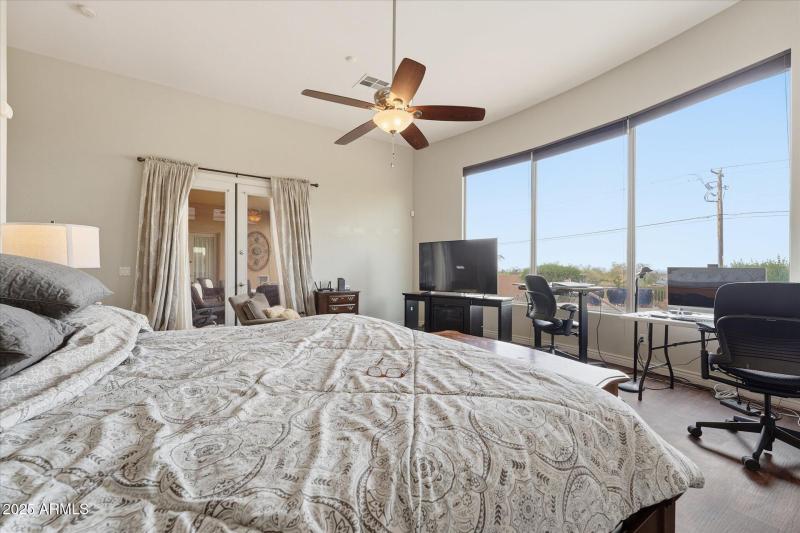 23-023-primary-bedroom