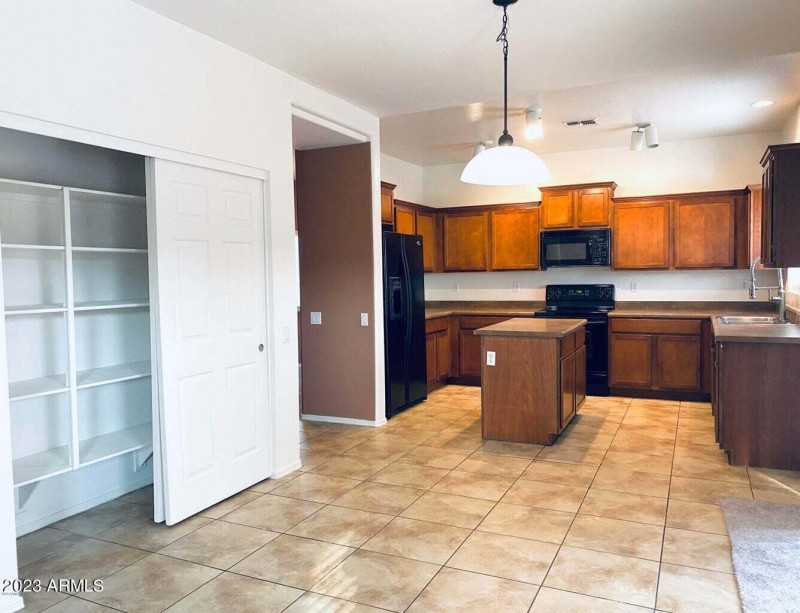 20200822022410385057000000-o