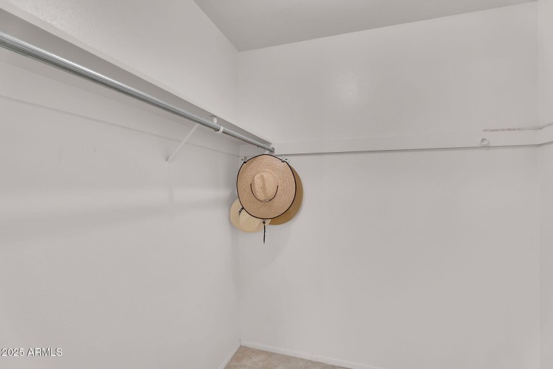 22-web-or-mls-Donne-25