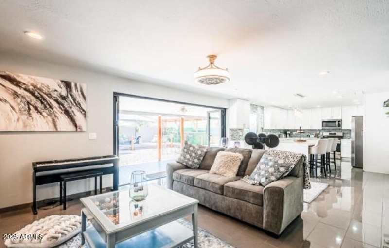 Screenshot 2025-04-18 9.44.41 PM