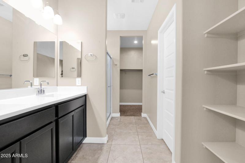 29-web-or-mls-P1246248