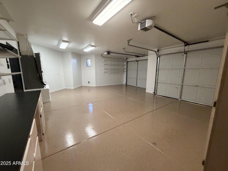 2466 S PINYON VILLAGE Gar