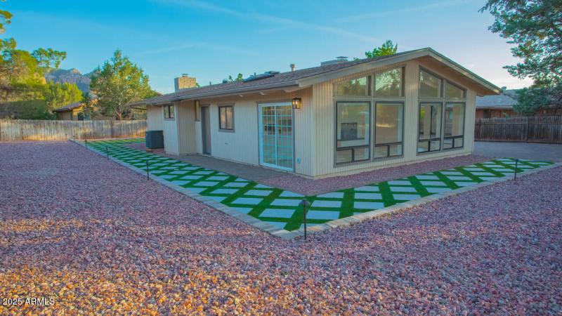 0-HK5A2250-CmRaw-Plus-Edit