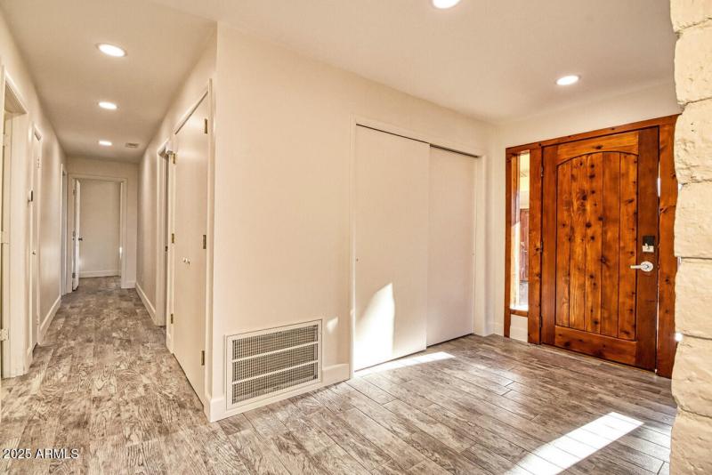 0-INT-80D-HDR-1-CR-P-Edit-IMG_1136