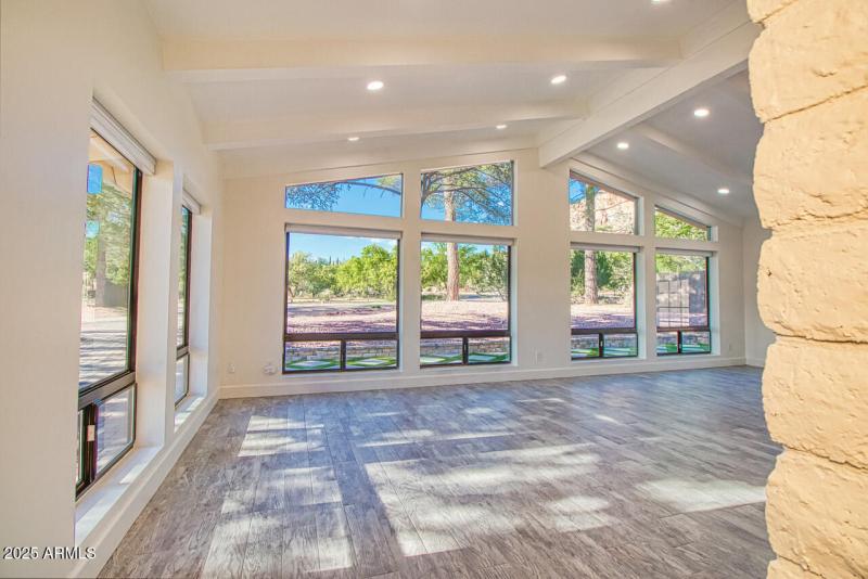 1-INT-80D-HDR-1-CR-P-Edit-IMG_0920