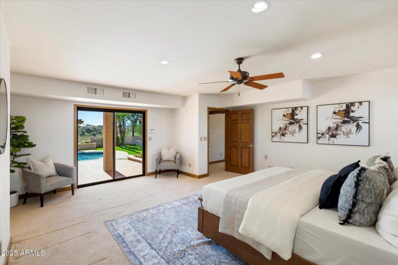 Large Primary Retreat w/ Backyard Access