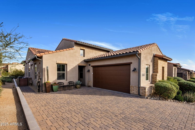 1-web-or-mls-D46A0468 copy