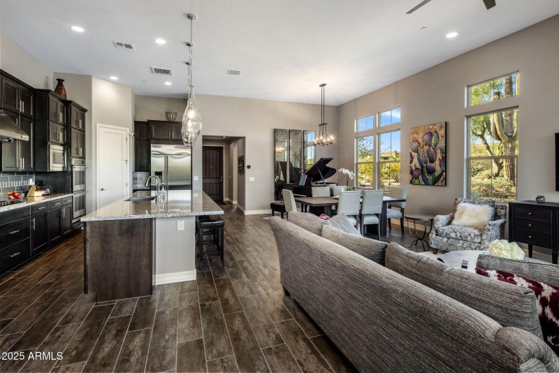 25-web-or-mls-D46A0422 copy