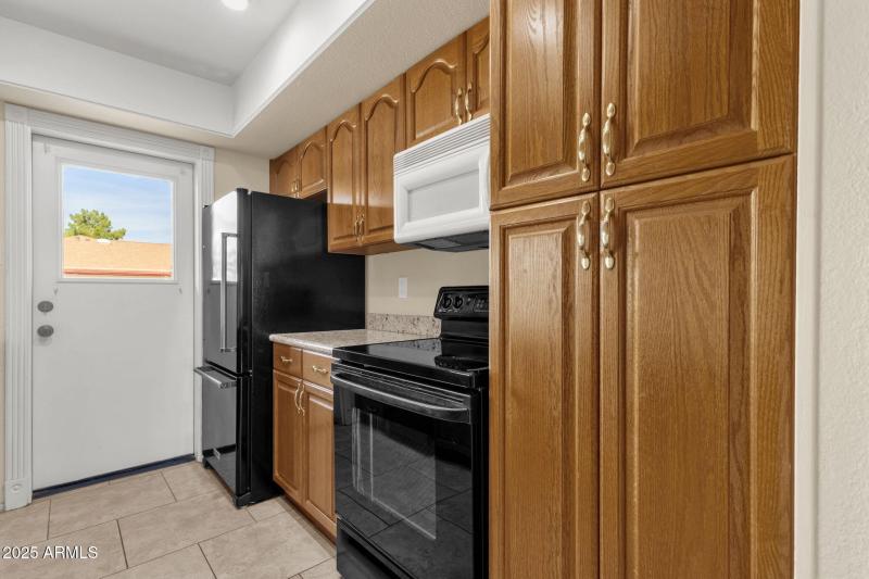 18-web-or-mls-1704-e-bell-de-mar-dr