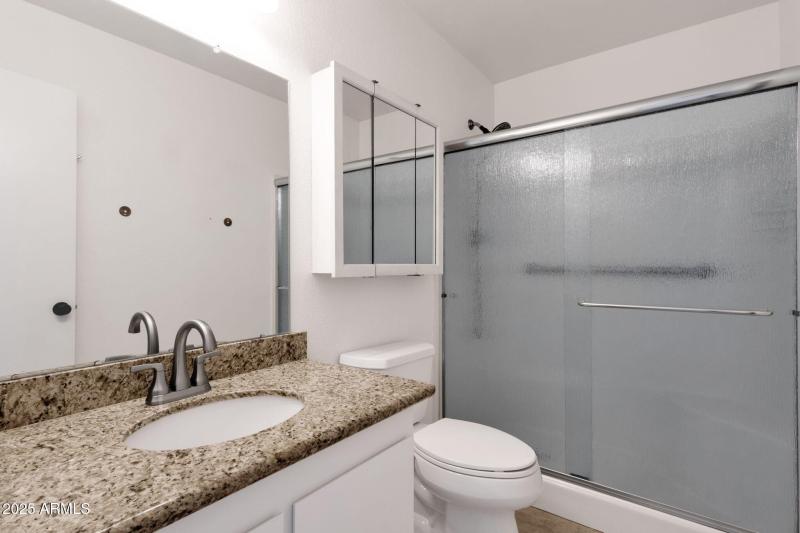 32-web-or-mls-1704-e-bell-de-mar-dr