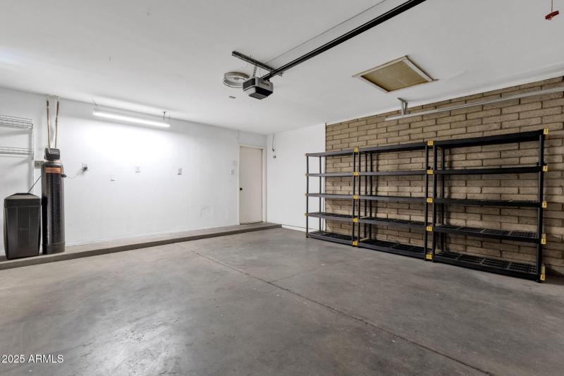 34-web-or-mls-1704-e-bell-de-mar-dr