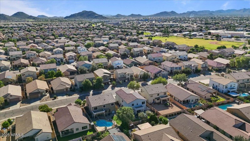 10-DJI_20251104142328_0993_D