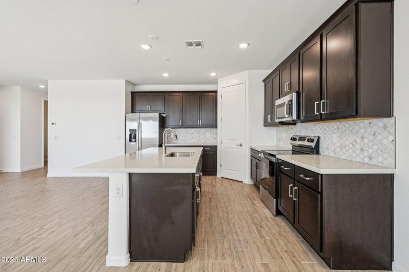 13-web-or-mls-W Camino de Oro-S0511-013